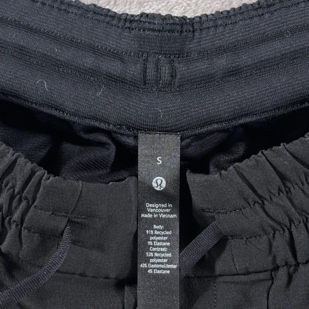 Lululemon License To Train Joggers Mens Small Black Tapered Drawstring Pants